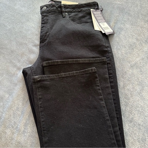 NWT NYDJ Billie Mini Bootcut Jeans In Sure Stretch® Denim With High Rise Black - Picture 16 of 16